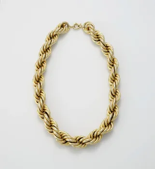 collier Collier de rappeur Etats-Unis 1985-1987 2018.21.1  Photo Mucem / Marianne Kuhn