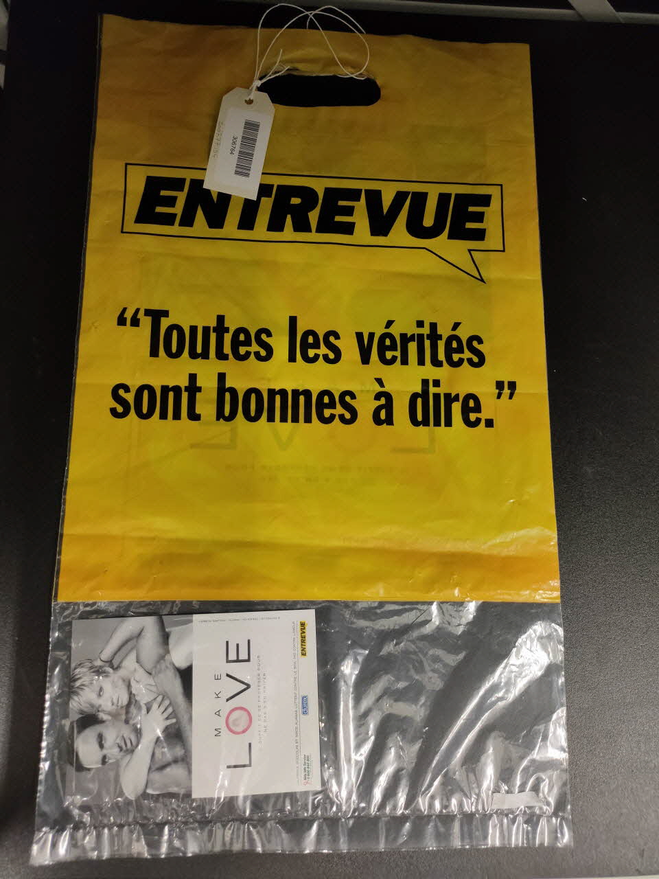 Sida Info Service / Durex / Entrevue sac plastique "Make love" France 2006 2007.77.194 Photo Mucem