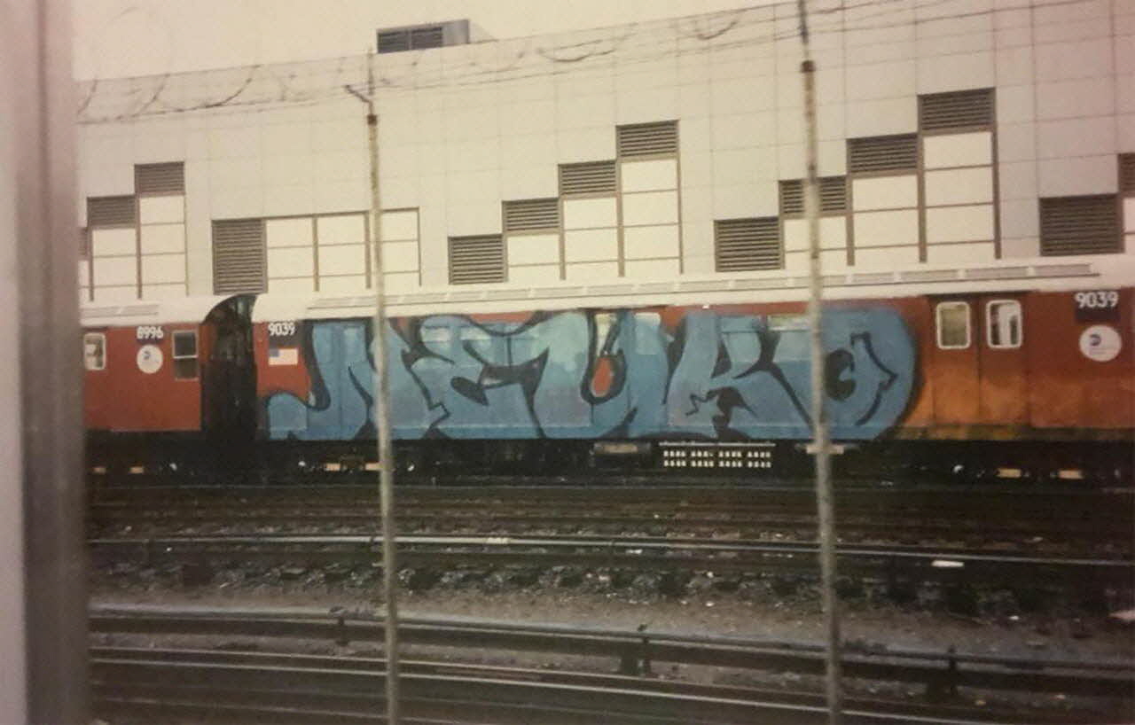 Neuro photographie Wholecar de Neuro sur le métro de New York New York, Etats-Unis 2001 2021.4.4.3 Photo Collection Mucem, cliché Neuro