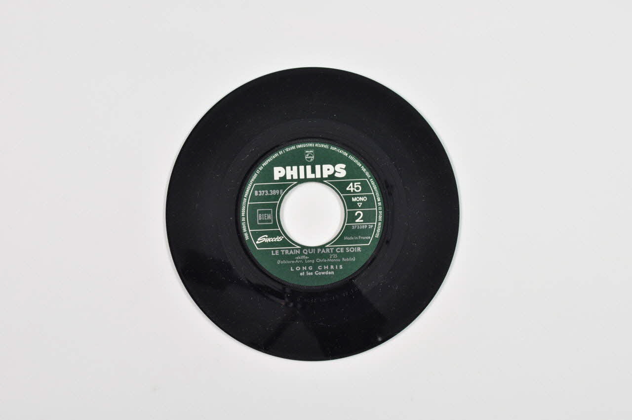 disque 45 tours Le train qui part ce soir 2001.69.16.2394 Photo Mucem