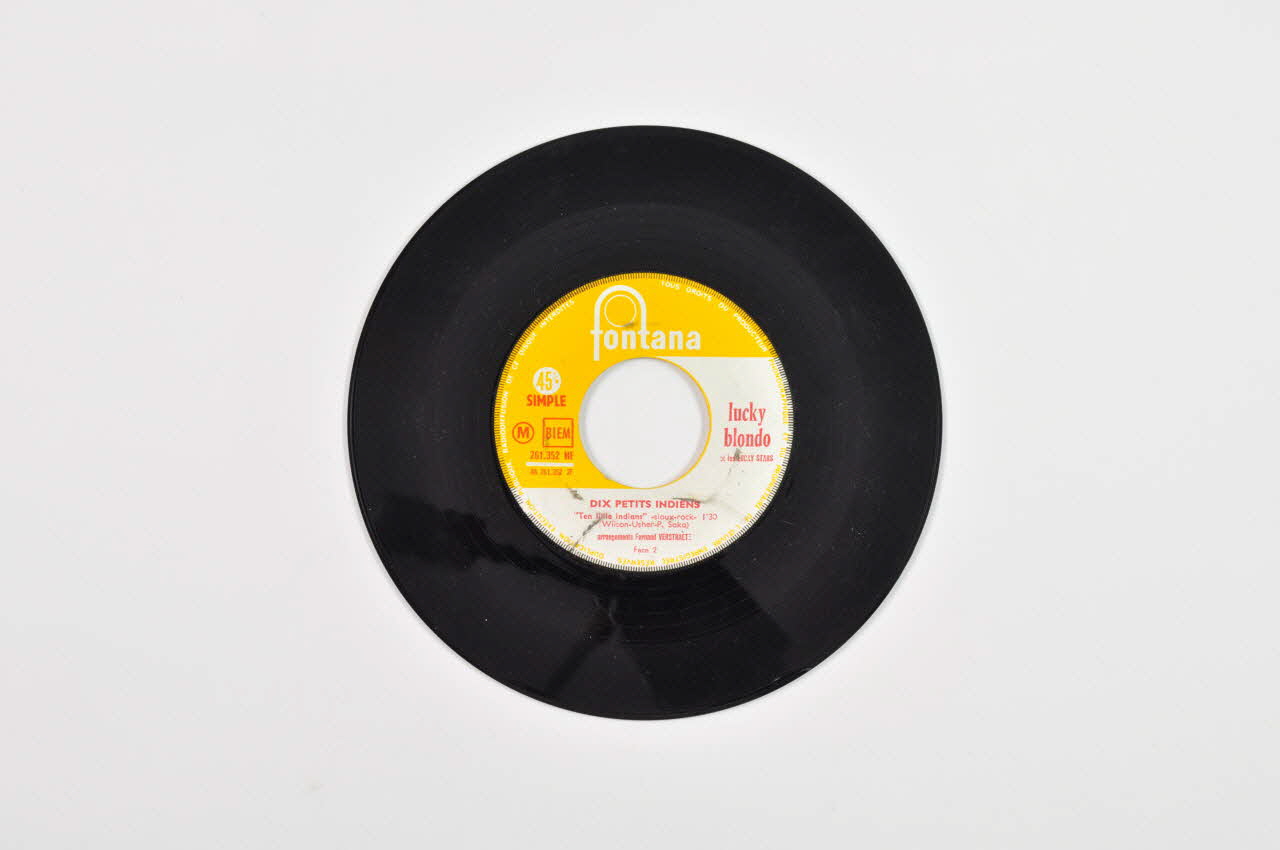 disque 45 tours Dix petits indiens 2001.69.16.2403 Photo Mucem