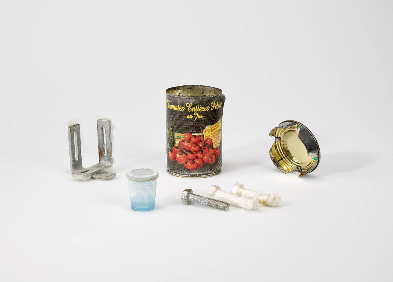 boîte de conserve Boîte de conserve avec partie escamotable Provence-Alpes-Côte d’Azur, France 2016-2018 2021.27.28.1-7 Photo Mucem / Marianne Kuhn