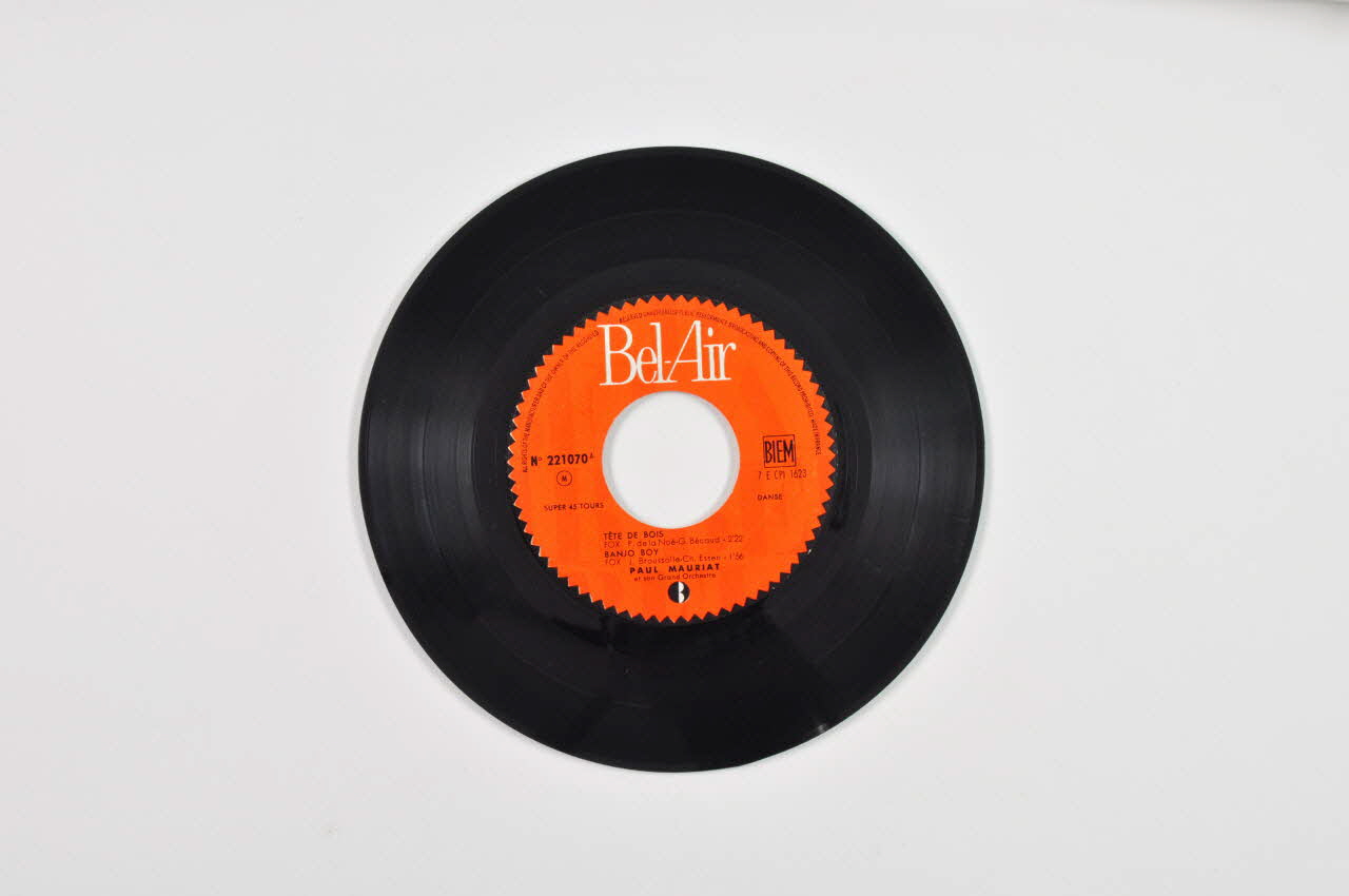 disque 45 tours Itsi bitsi, petit bikini 2001.69.16.2494 Photo Mucem