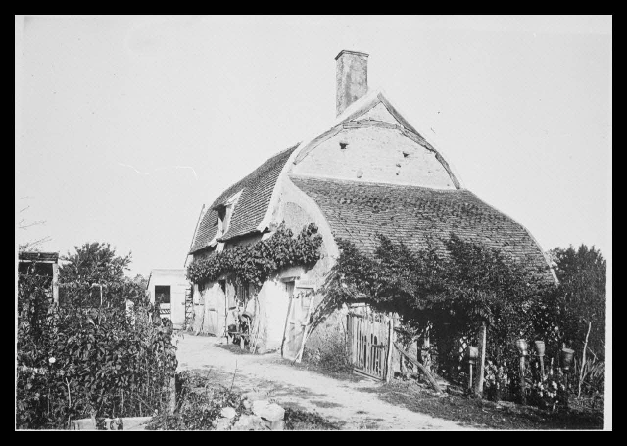 C. Bellile photographie Maison. Charpente carénée Bourgogne, France 1940 Ph.1940.32.16 Photo