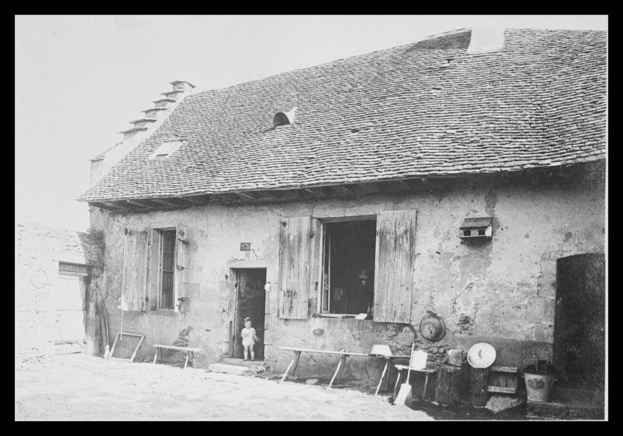 C. Bellile photographie Maison. Pignon scalaire Bourgogne, France 1940 Ph.1940.32.23 Photo