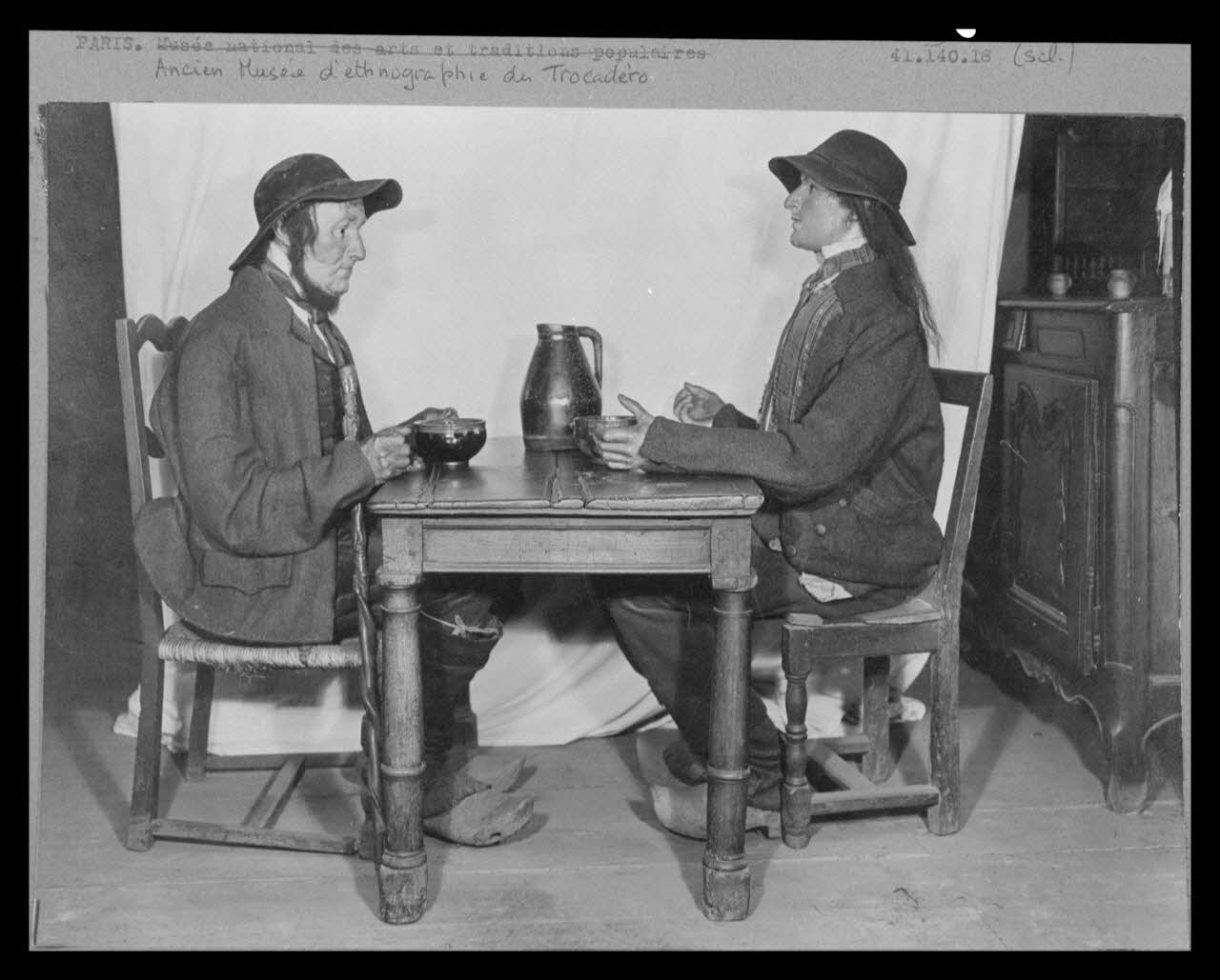 photographie Paris : Musée d'Ethnographie du Trocadéro. Section française Ph.1941.140.18 Photo