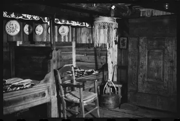 Alain Guey photographie "L'Hiver". Estampes MNATP avant restauration Ile-de-France, France 1968/2/26 Ph.1968.26.5 Photo