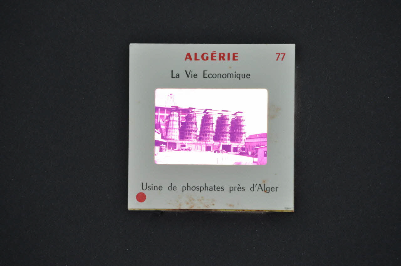 M Hamelle ; Ministère Des Affaires Algériennes diapositive Algérie. Usine de phosphates près d'Alger Ile-de-France, Algérie 1960 2002.157.1.78 Photo Mucem