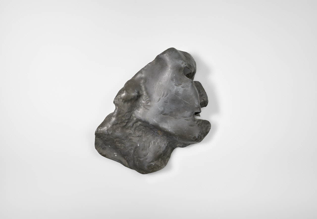 Michel Journiac sculpture Masque de plomb Ile-de-France, France 1993 2021.26.1 Photo Mucem / Marianne Kuhn