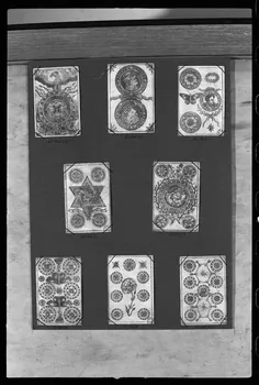 Alain Guey photographie "Jeux d'alouette". Estampe. Bois. Maison Roiné. Datée de 1835 Ile-de-France, France 1970/10/1 Ph.1970.91.6 Photo