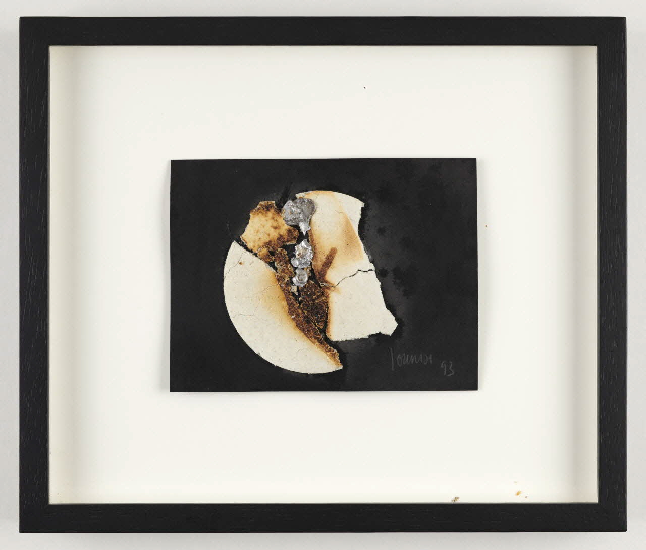 Michel Journiac Oeuvre Hostie. Le pain peut-il devenir chair ? Le plomb peut-il devenir lumière ? Ile-de-France, France 1993-1994 2021.25.4 Photo Mucem / Marianne Kuhn