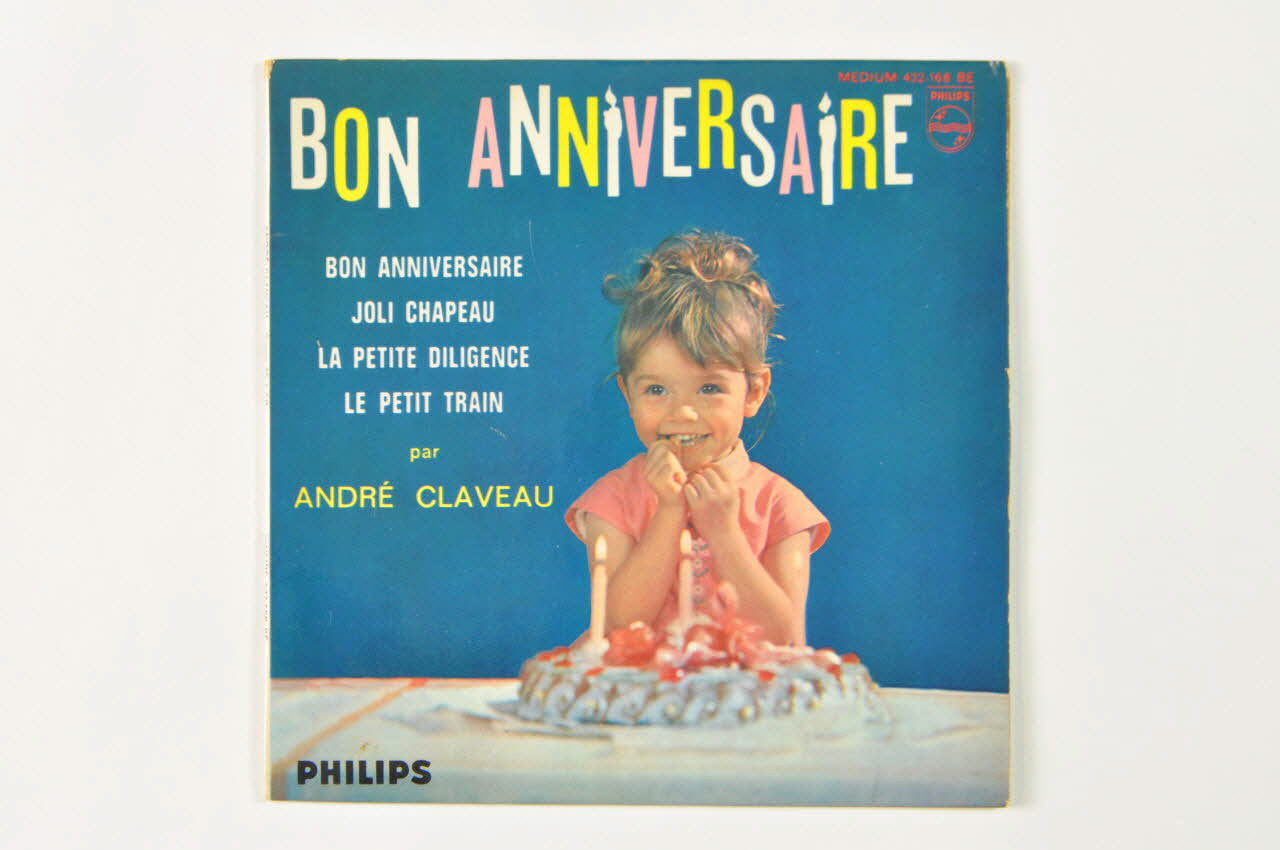disque 45 tours André Claveau chante pour les enfants 2001.69.16.2718.1-2 Photo Mucem