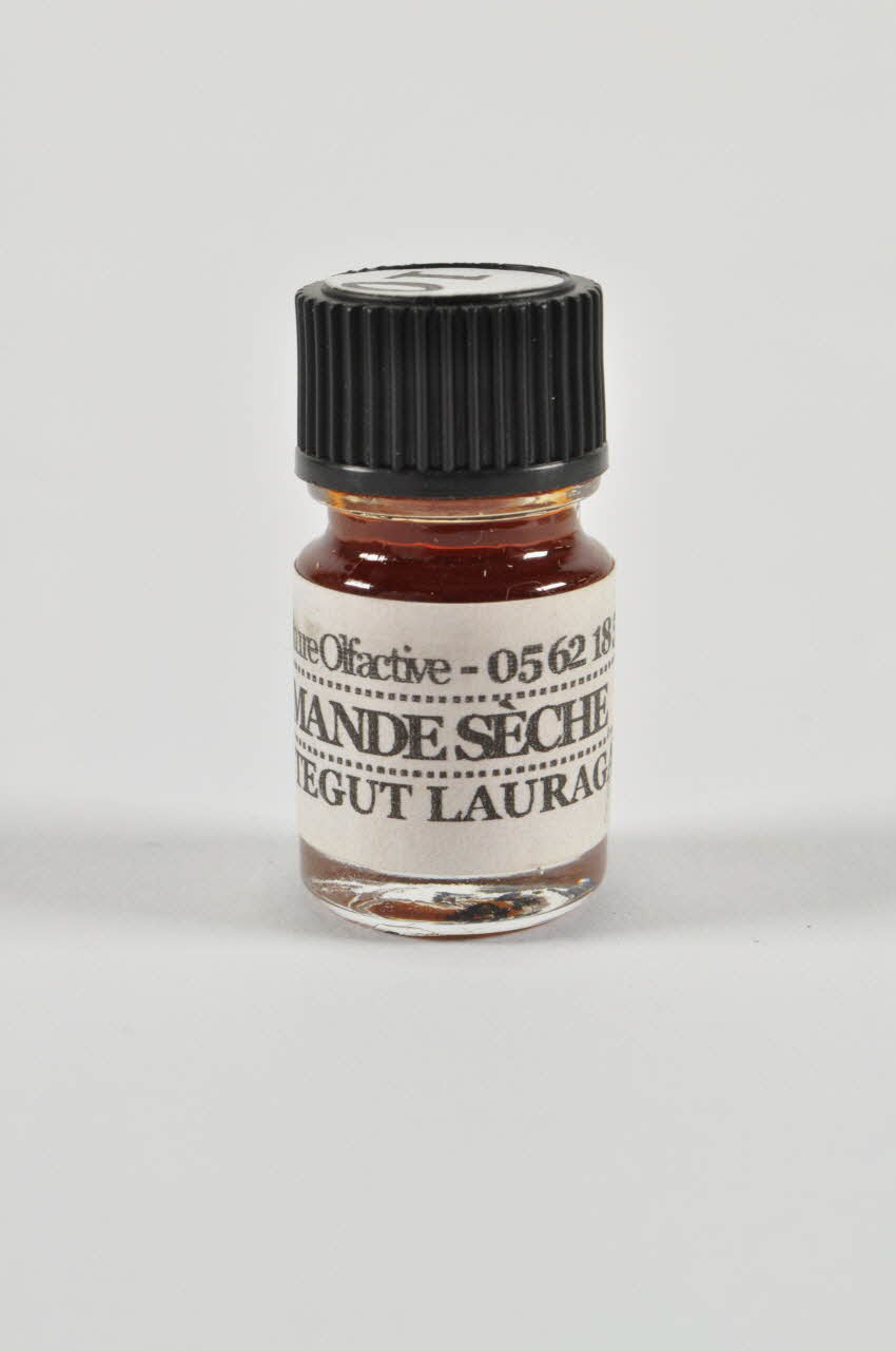 flacon 2002.192.41 Photo Mucem