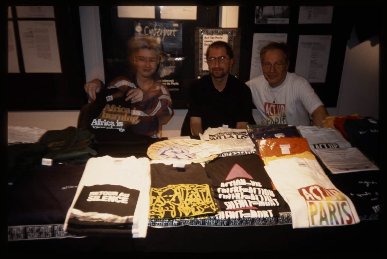 Tom Craig diapositive Festival du film gay, stand d'Act up-Paris Ile-de-France, France 1999 Ph.2014.1.1812 Photo Collection Mucem, Tom Craig