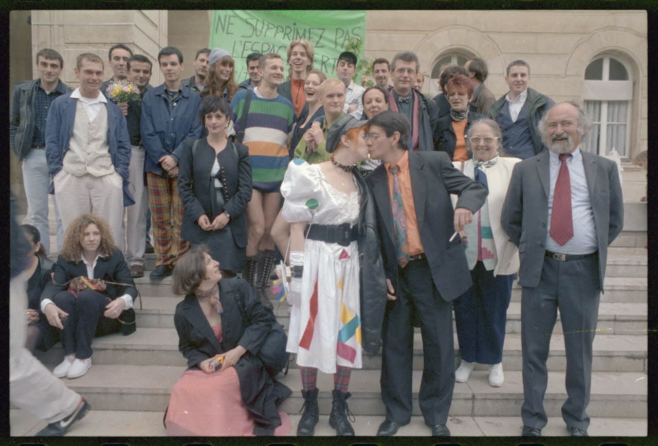 Tom Craig négatif Act Up-Mariage Elsa & Bruno Ile-de-France, France 1996 Ph.2014.1.1886.52 Photo Collection Mucem, Tom Craig