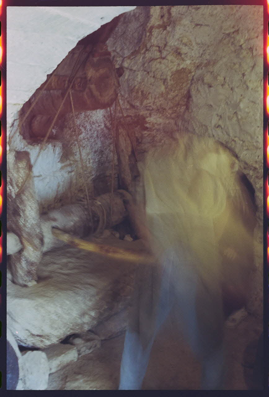 photographie MNATP. Enquête sur l'huile d'olive conduite par Jean-François Charnier (2003) Gouvernorat de Gabès, Tunisie 2003 Ph.2003.28.130 Photo