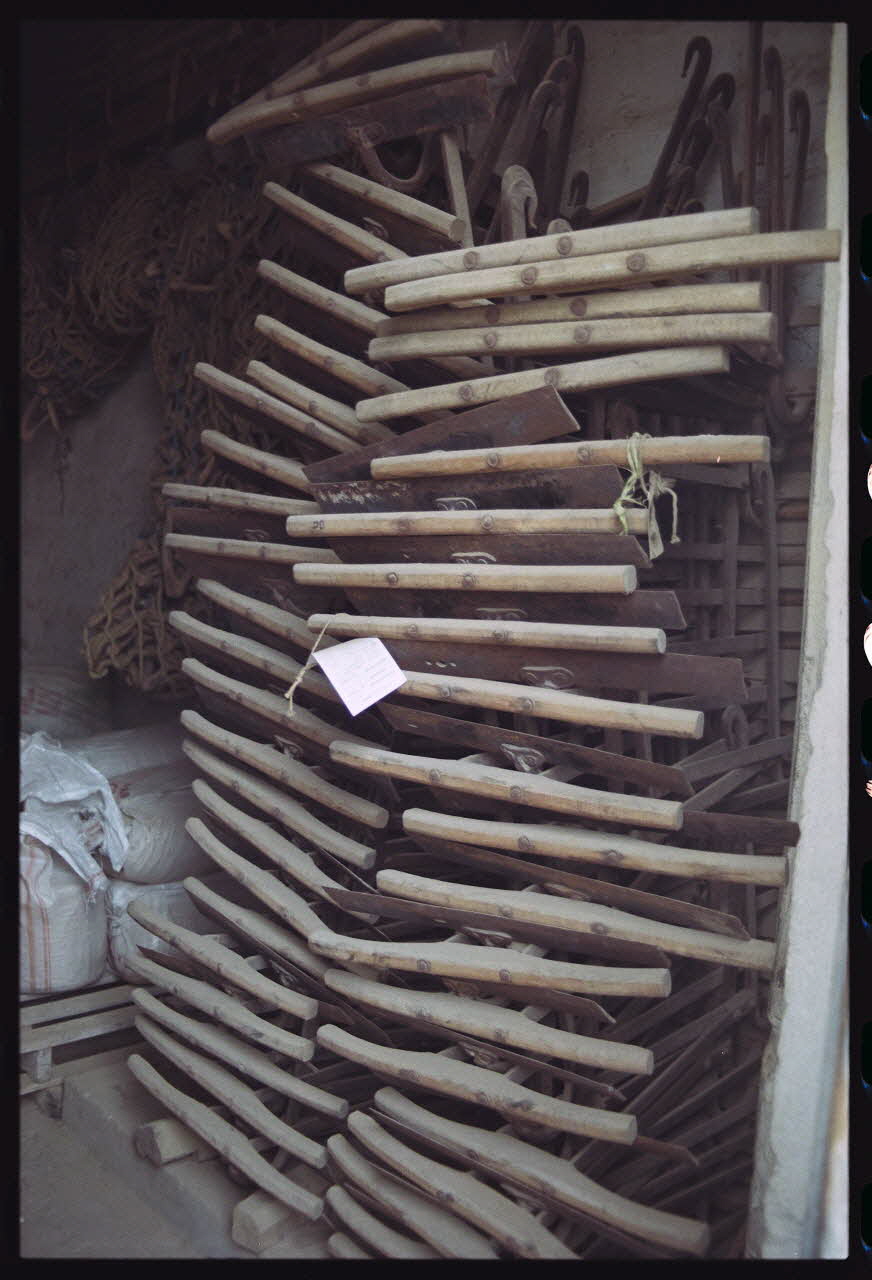 photographie MNATP. Enquête sur l'huile d'olive conduite par Jean-François Charnier (2002). Première mission Gouvernorat de Sfax, Tunisie 2002 Ph.2003.28.173 Photo