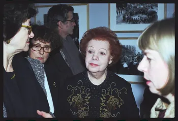 Danièle Adam ; Hervé Jézéquel photographie MNATP. Exposition. Musiciens des rues de Paris (18 novembre 1997 - 27 avril 1998) Ile-de-France, France 1997/11/18 Ph.2008.00.5.10  Photo