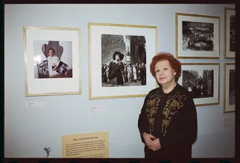 Danièle Adam ; Hervé Jézéquel photographie MNATP. Exposition. Musiciens des rues de Paris (18 novembre 1997 - 27 avril 1998) Ile-de-France, France 1997/11/18 Ph.2008.00.5.12  Photo