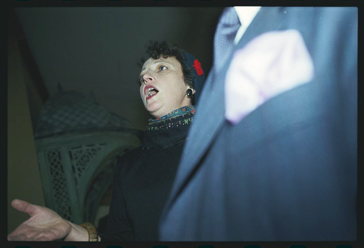 Danièle Adam ; Hervé Jézéquel photographie MNATP. Exposition. Musiciens des rues de Paris (18 novembre 1997 - 27 avril 1998) Ile-de-France, France 1997/11/18 Ph.2008.00.5.21 Photo