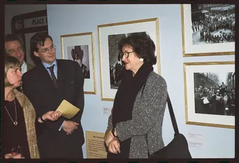 Danièle Adam ; Hervé Jézéquel photographie MNATP. Exposition. Musiciens des rues de Paris (18 novembre 1997 - 27 avril 1998) Ile-de-France, France 1997/11/18 Ph.2008.00.5.5 Photo