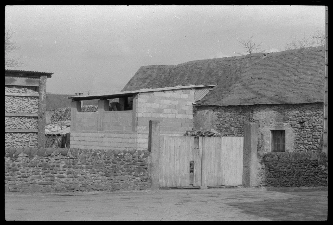 photographie MNATP. Chantier 1425. Enquête sur l'architecture rurale de la France (1941-1946) Ph.1972.121.14 Photo