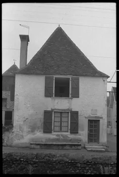 photographie (PH 15 A 18) MAISON FAURIE.Enquête sur l'architecture rurale de la France (1941-1946) PYRENEES ATLANTIQUES MONO 18 Ph.1972.121.15 Photo