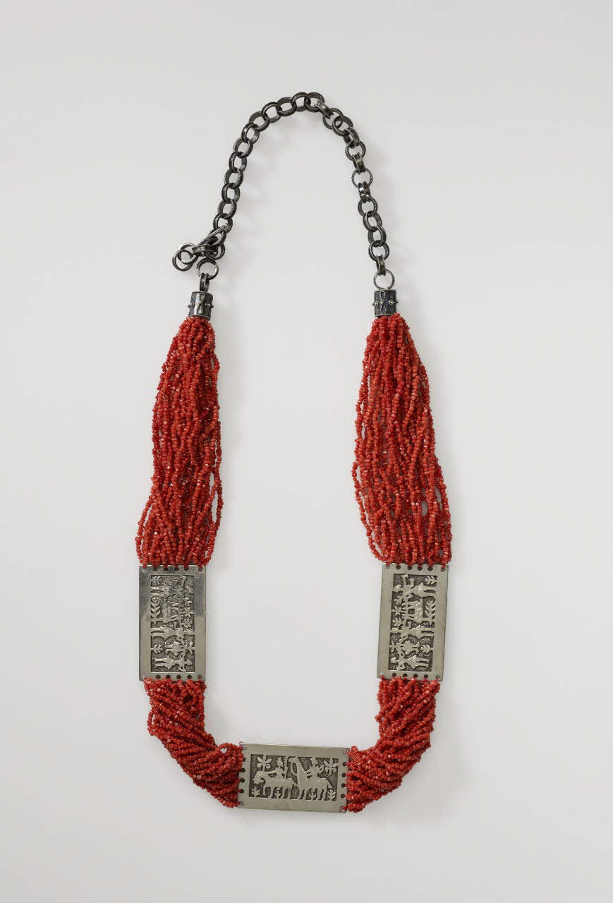Caterina Murino ; Antonio Marogna ceinture I danzatori del crepuscolo Sardaigne, Italie 2017 2022.4.1.1 Photo Mucem / Marianne Kuhn