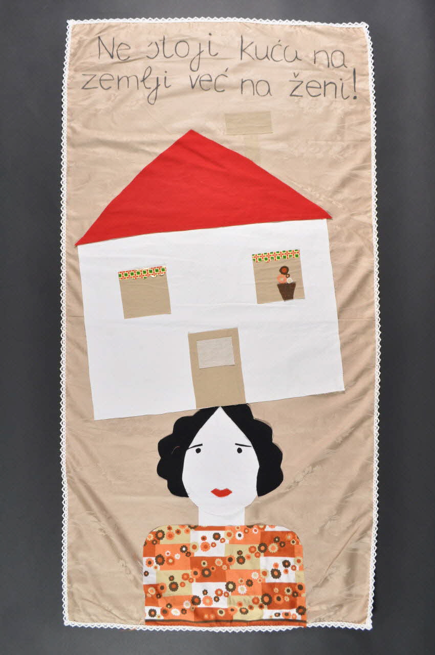 Sandra Dukic tableau Ne stoji kuca na zemlji vec na zeni ! Bosanska Krajina, Bosnie-Herzégovine 2006 2007.63.7 Photo Mucem