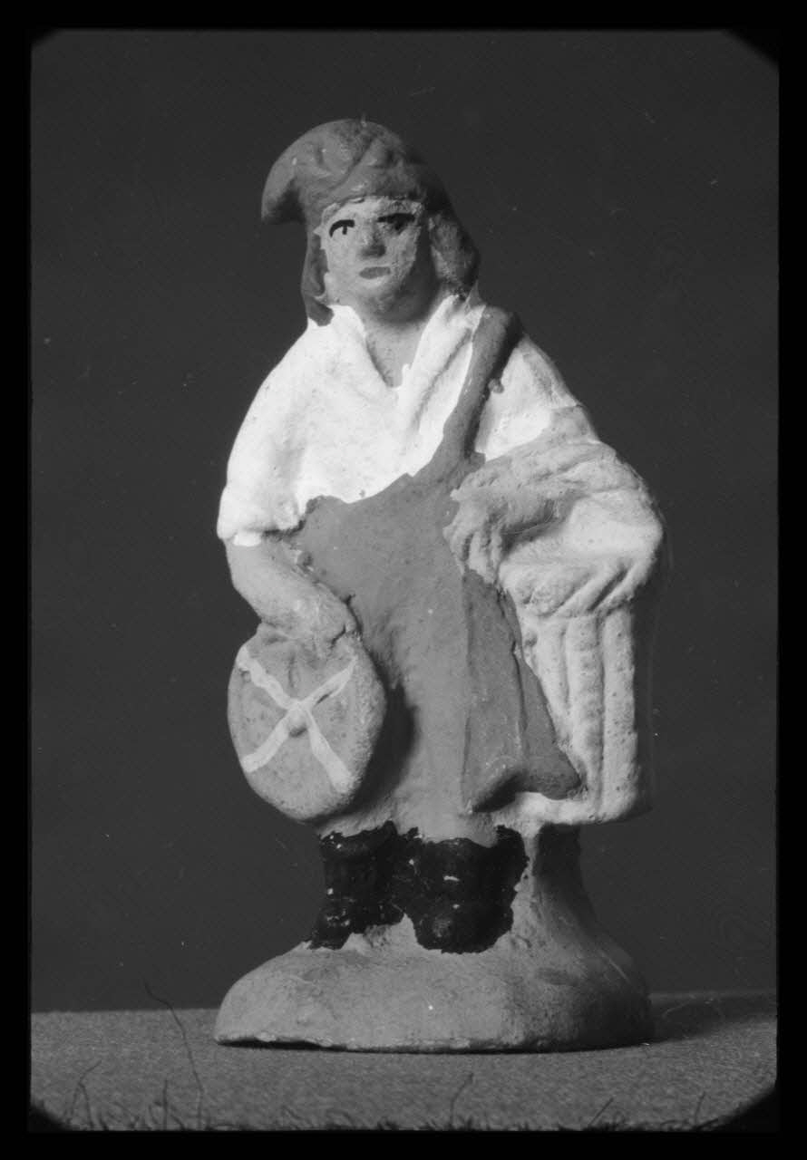 J.-L. Muller photographie Santon représentant un meunier. Par Fouque, Aix-en-Provence. 1957 France 1960/5/1 Ph.1960.87.3 Photo