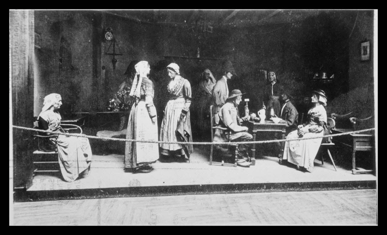 photographie Paris : Musée d'Ethnographie du Trocadéro. Section française Ph.1962.205.1 Photo