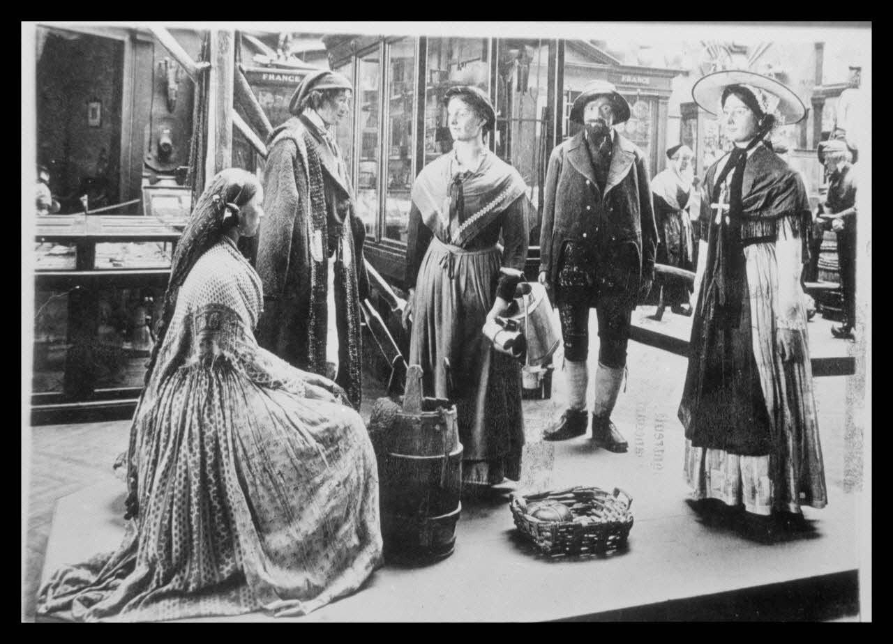 photographie Paris : Musée d'Ethnographie du Trocadéro. Section française Ph.1962.205.2 Photo