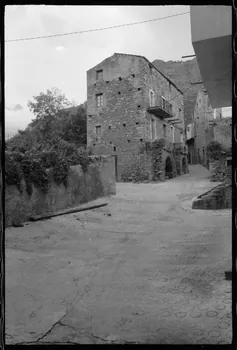 photographie MNATP. Enquête sur l'architecture rurale de la France II (1973-1990) Ph.1973.200.135 Photo