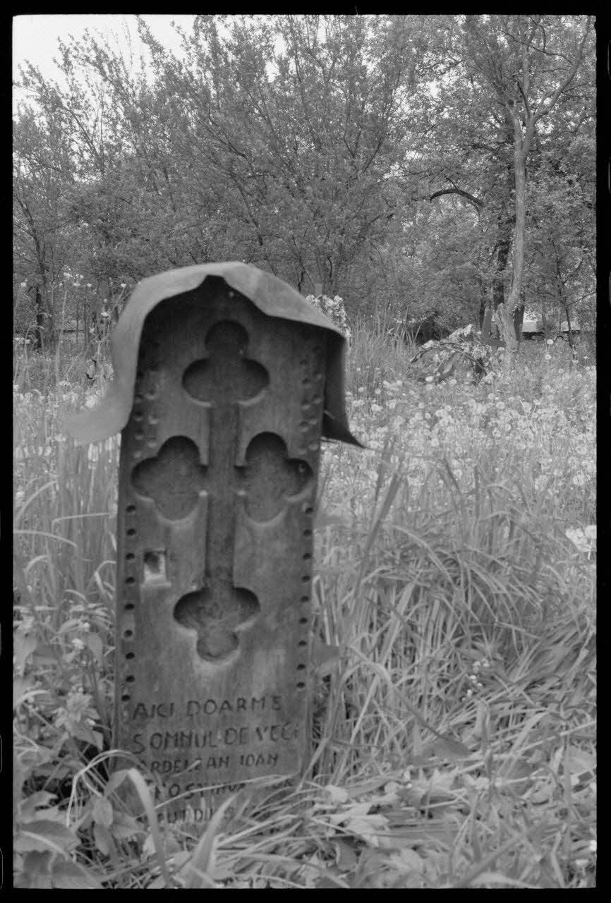 Jean Cuisenier photographie Enquête conduite par Jean Cuisenier en Roumanie (mai 1973) Roumanie 1973/5/1 Ph.1974.3.186  Photo