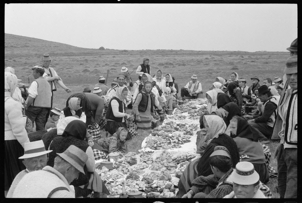 Jean Cuisenier photographie Enquête conduite par Jean Cuisenier en Roumanie (mai 1973) Roumanie 1973/5/1 Ph.1974.3.79 Photo