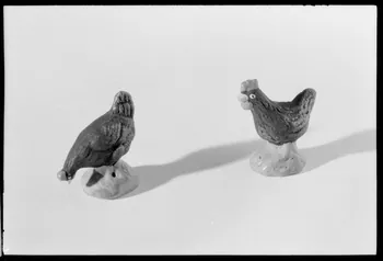 Alain Guey ; A. Chastanier photographie Santon Ile-de-France, France 1974 Ph.1974.6.228  Photo