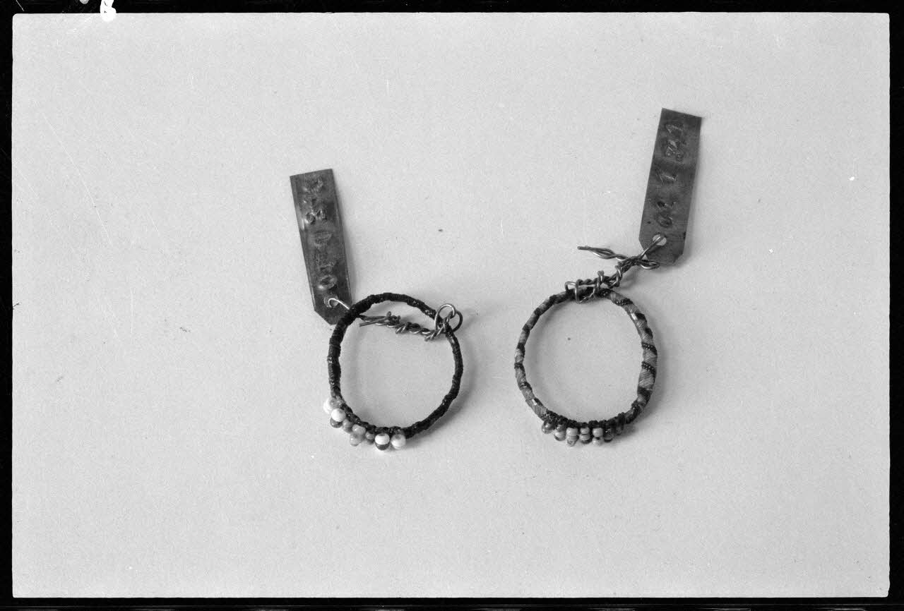Alain Guey ; A. Chastanier photographie Bague Ile-de-France, France 1974 Ph.1974.6.401  Photo