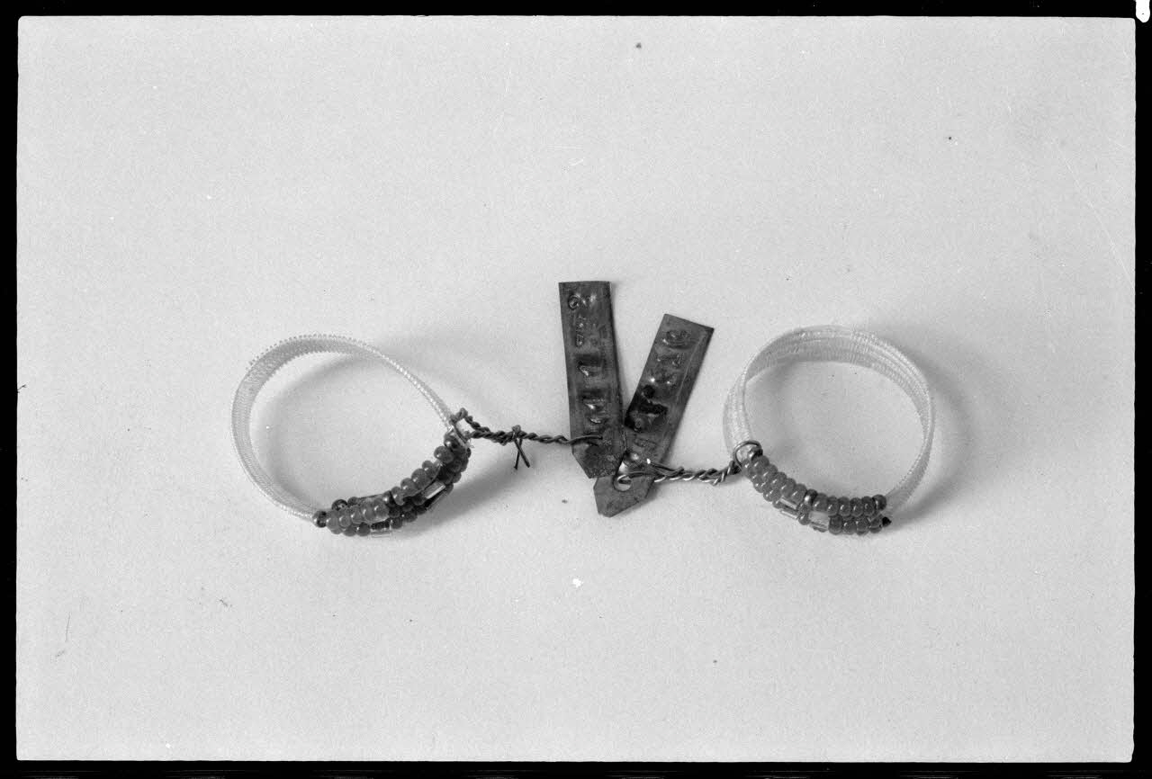 Alain Guey ; A. Chastanier photographie Bague Ile-de-France, France 1974 Ph.1974.6.402 Photo