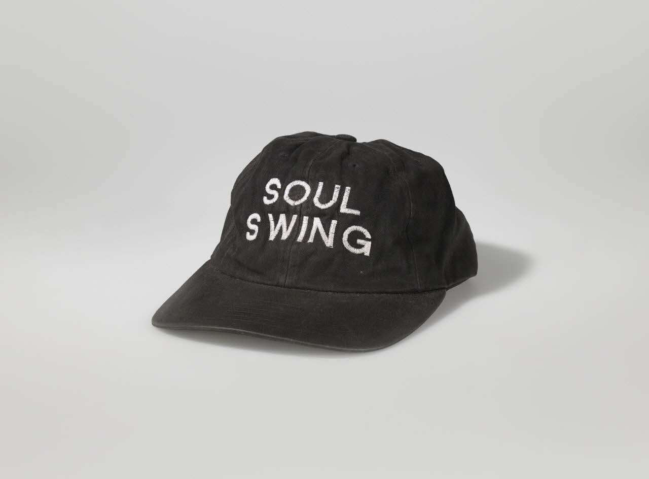 DJ Rebel casquette Soul swing Provence-Alpes-Côte d'Azur, France 1989-1990 2022.27.4 Photo Mucem / Marianne Kuhn