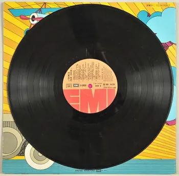 Georgie Fame ; Dave Clark Five ; David Mcwilliams ; Cliff Richard ; Louis Prima ; The Shadows ; Nelson Riddle ; Bill Haley ; Kingston Trio ; The Beach Boys ; Les Paul And Mary Ford ; Peggy Lee ; Anthony Quinn ; The Andrews Sisters ; Gene Vincent ; Manfred Mann ; EMI Pathé-Marconi disque 33 tours Dance for ever 1976 2001.69.16.49.1-3 Photo