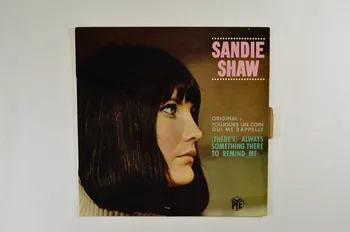 Andrews ; Sandie Shaw ; Disques Vogue disque 33 tours Sandie Shaw France 1965 2001.69.16.327.1-2 Photo Mucem