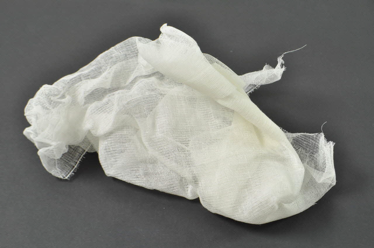 LINGE 2002.29.20.5.2 Photo Mucem