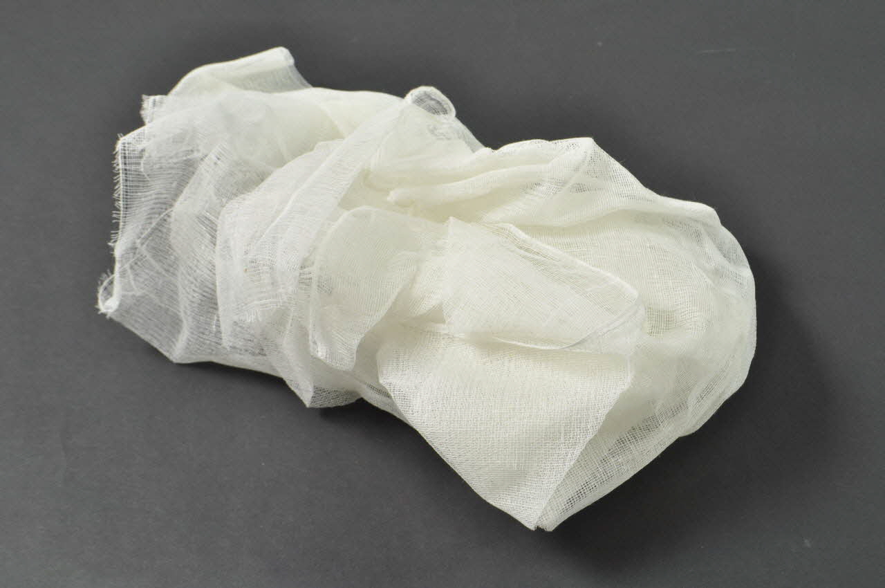 LINGE 2002.29.20.5.3 Photo Mucem