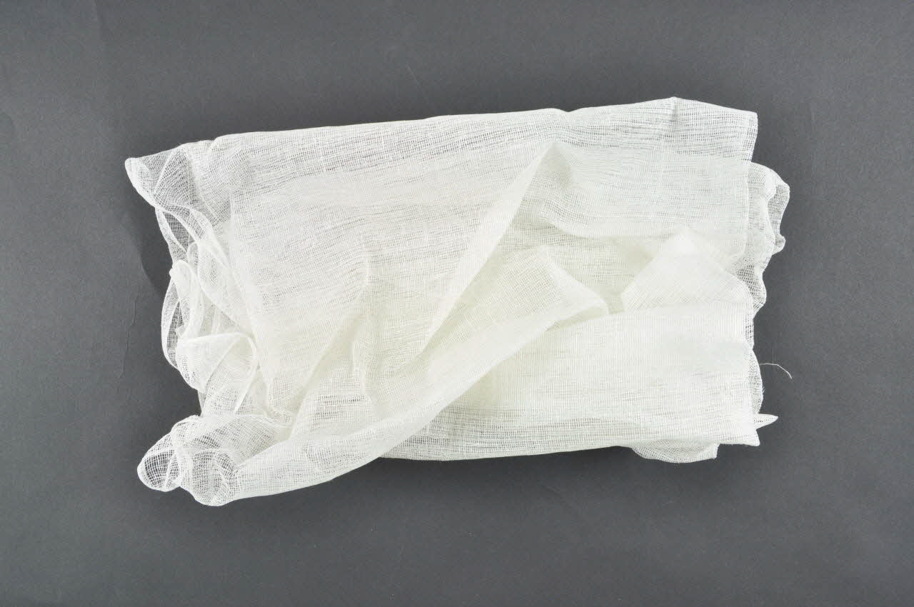 LINGE 2002.29.26.3 Photo Mucem