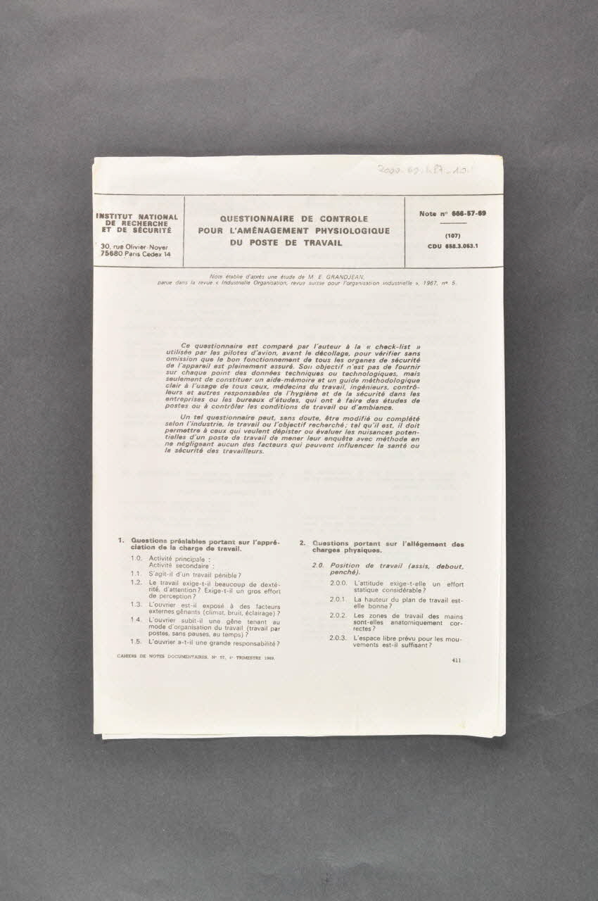FEUILLE DE PAPIER 1970 2000.60.487.10.1-2 Photo Mucem