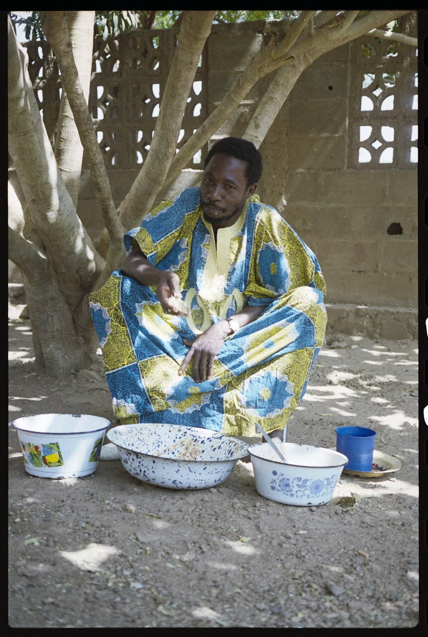 photographie MNATP. Exposition. Liens de famille (17 avril 1991 - 29 juillet 1991) Ph.1991.120.35 Photo