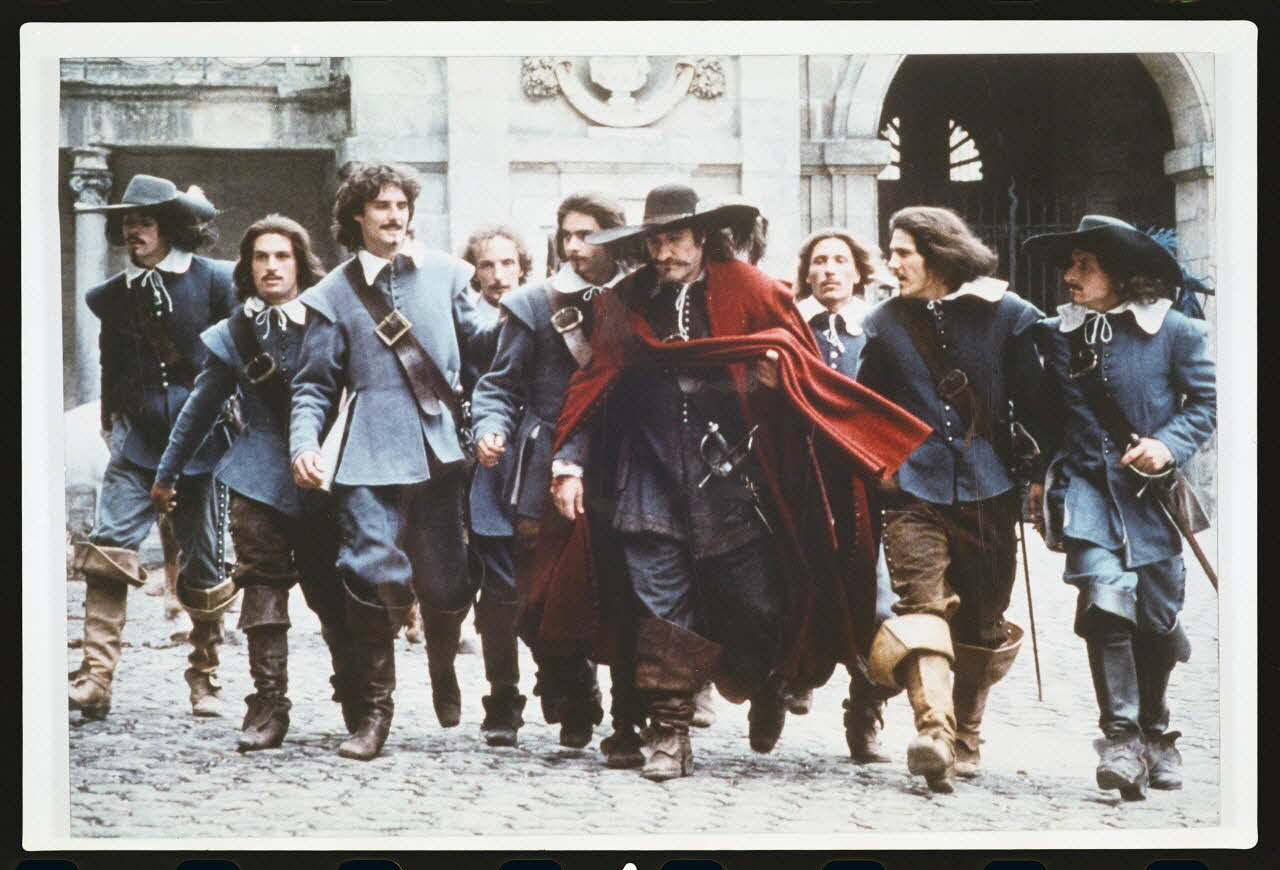 photographie MNATP. Exposition. Liens de famille (17 avril 1991 - 29 juillet 1991) Ph.1992.37.1 Photo