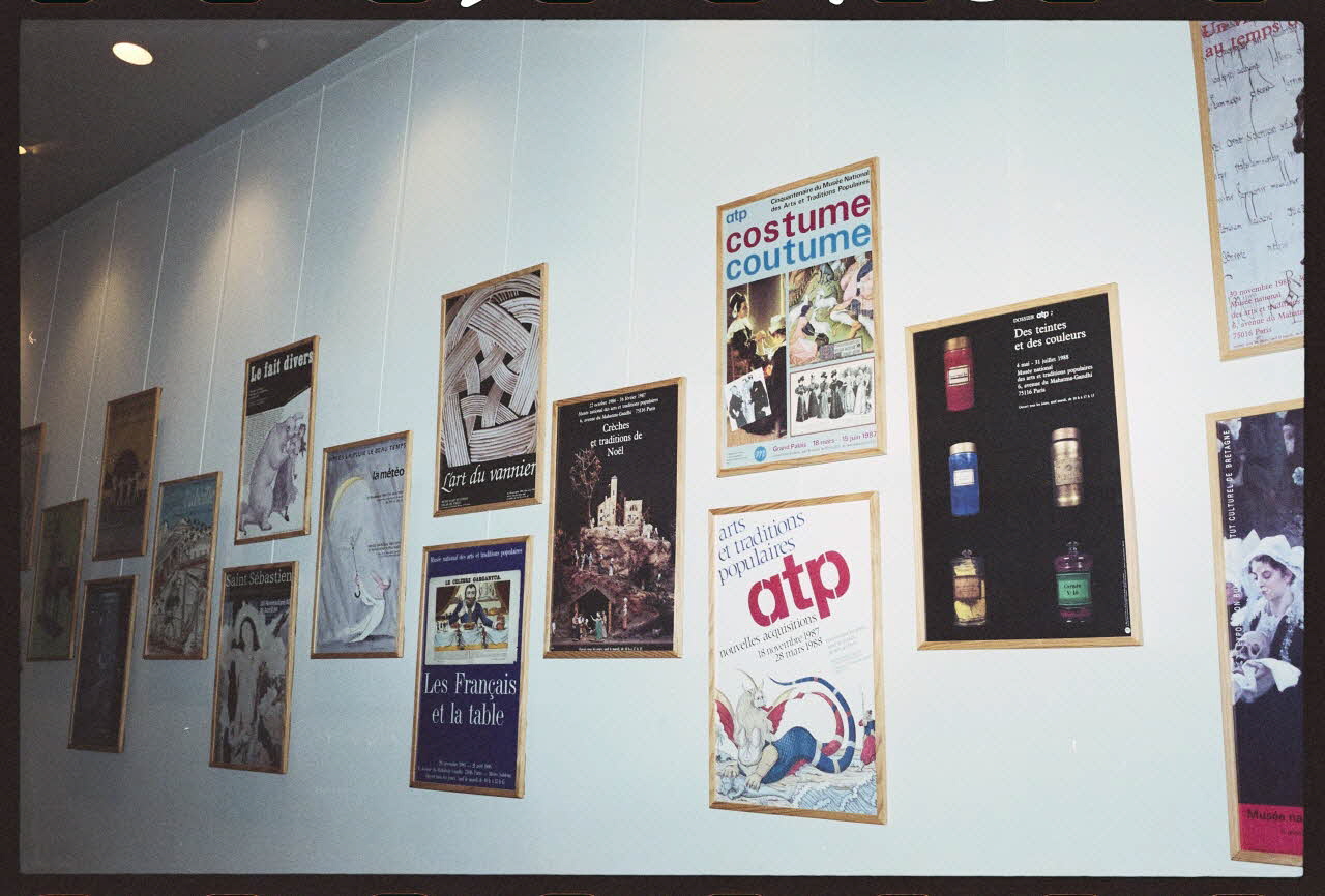 Sonia Maubert photographie MNATP. Exposition. Cités en fête (24 novembre 1992 - 19 avril 1993) 1993 Ph.1993.15.6 Photo