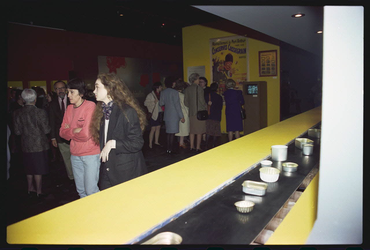 Hervé Jézéquel photographie MNATP. Exposition. Mise en boîte (6 octobre 1994 - 17 avril 1995) Aquitaine, France 1994/10/6 Ph.1994.93.13 Photo