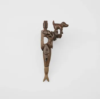Xavier Parguey racloir Franche-Comté, France 1920-1940 1943.73.15.1-2 Photo Mucem / Marianne Kuhn